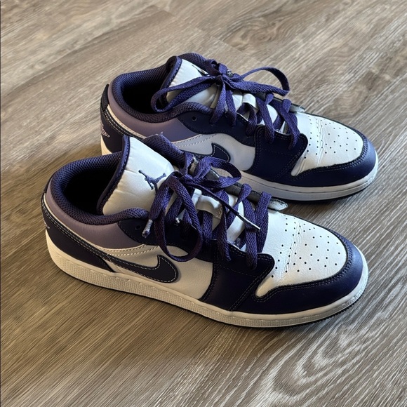 Jordan Other - Air Jordan 1 Low Kids Purple & White Sneakers – Size 6Y